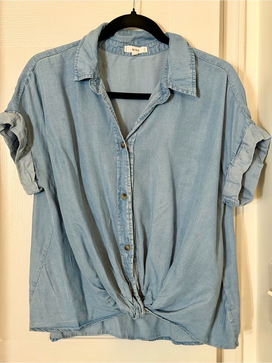 mine Tops - MINE Light Blue Short Sleeve Button-Front Knotted Denim Shirt